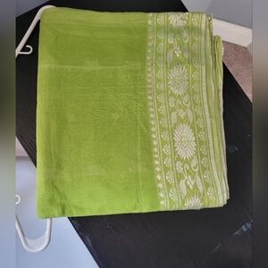 Soft Chikankari saree Green/White